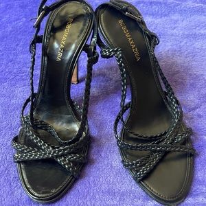 BCBGMAXAZRIA black heel strapped sandals.